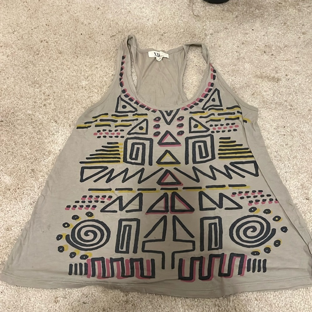 Geometric tank